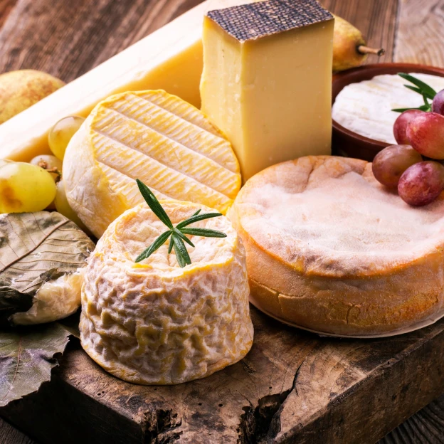 plateaux de fromages à Saint-Amant-Montrond (18)